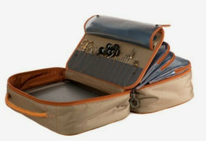 Fishpond Fly Fishing Tailwater Fly Tying Kit