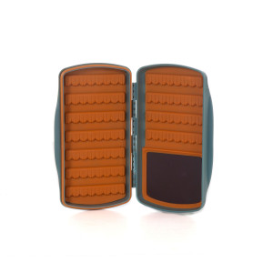 Fishpond Tacky Pescador Fly Box MagPad- Smoke Grey